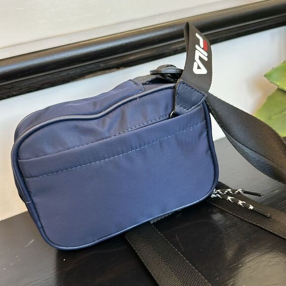 New unisex FILA Crossbody belt bag, chest everywhere shoulder handbag purse - Picture 5 of 9